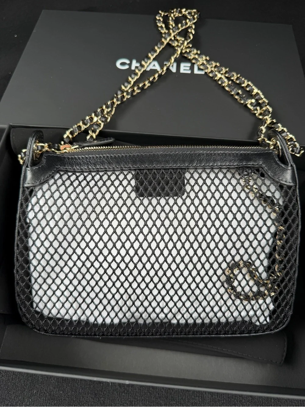 NWT Chanel 25S Mesh Lambskin Pochette Clutch With Chain and Wallet